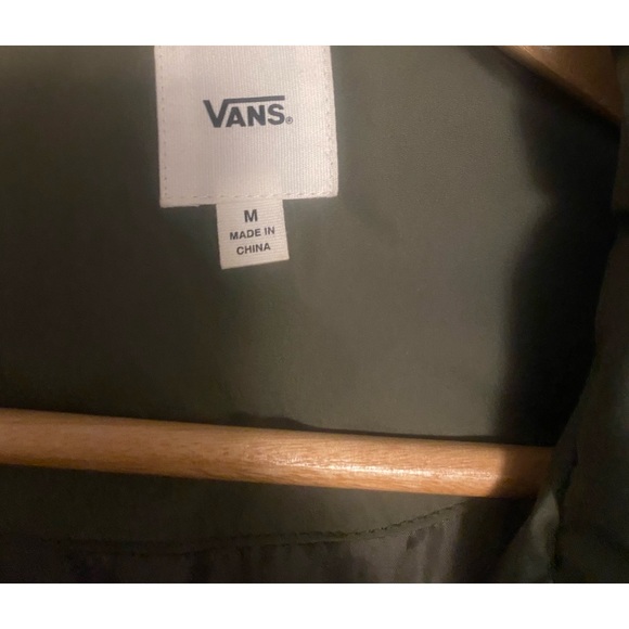 Vans puffer jacket - Picture 3 of 4